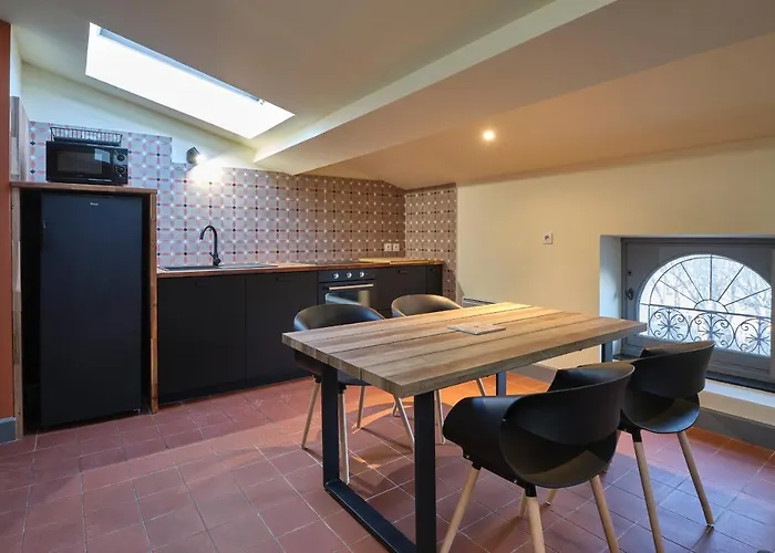 Autour Du Chateau Apartment *